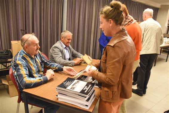 Heemkunde Beverlo stelt uniek boek voor - Beringen & Leopoldsburg