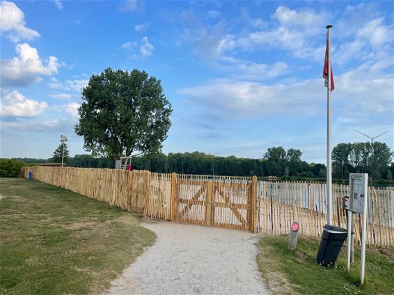 Hek rond zwemzone Paalse Plas - Beringen