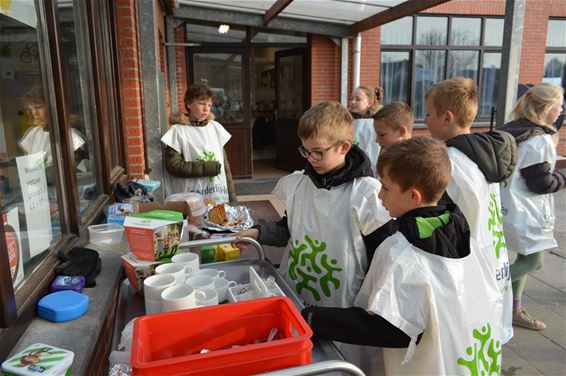 Helibel op de bres voor Broederlijk Delen - Pelt