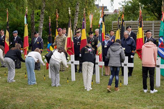 Herdenking aan treurgracht en geheim kerkhof - Leopoldsburg