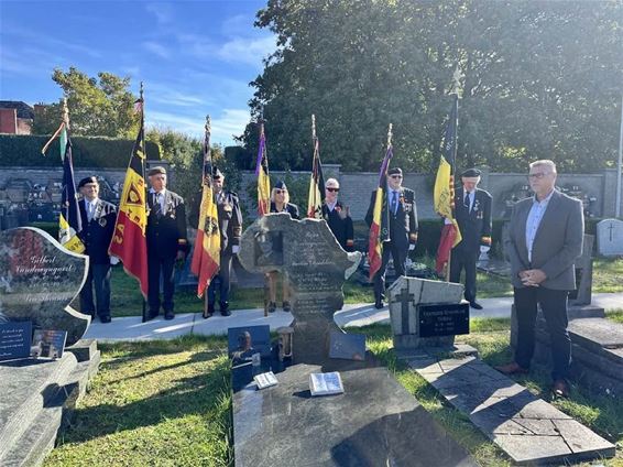 Herdenking op kerkhof - Leopoldsburg