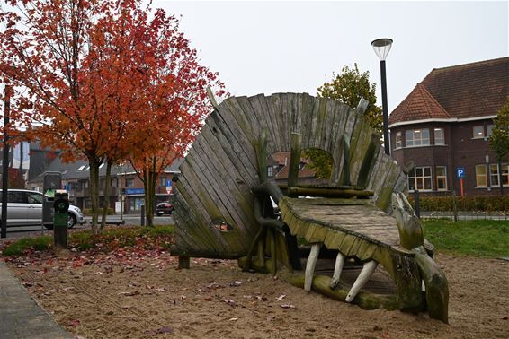 Herfst in Bree: laat het blad gewoon liggen! - Bree