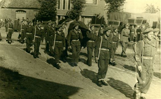 Herinneringen: Antoon Van den Broek - Neerpelt