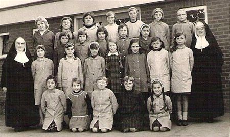 Herinneringen: een klasfoto uit 1966 - Neerpelt
