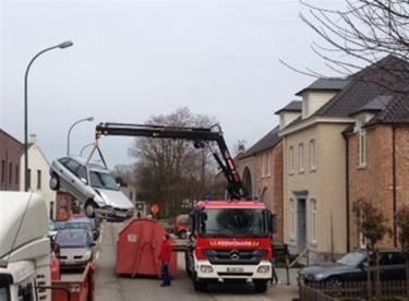 Het autowrak is er al - Neerpelt