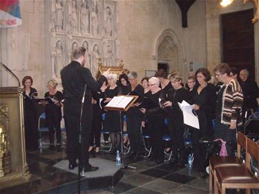 Het Daghet zong in basiliek Tongeren - Lommel