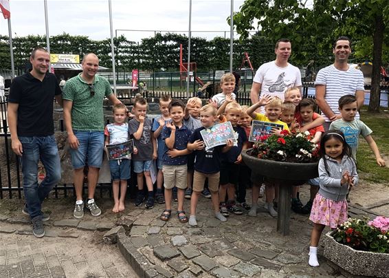 Het einde van het voetbalseizoen - Pelt