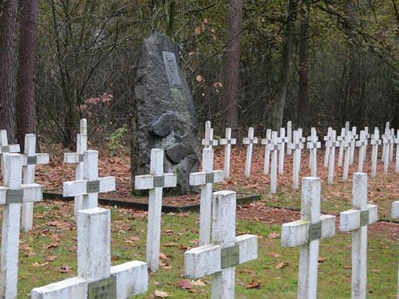 Het 'geheim kerkhof' - Hechtel-Eksel