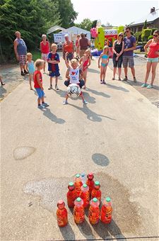 Het hele jaar door buurtfeesten - Lommel