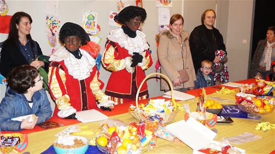 Het huis van Sinterklaas bij Akindo - Lommel