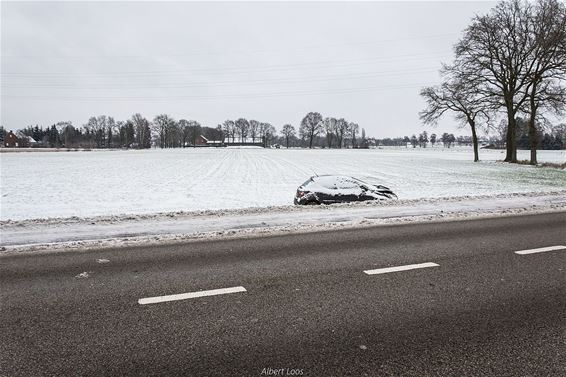 Het is vaak glad op de weg - Pelt