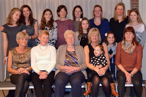 Het kan niet op: zes keer vier generaties - Neerpelt