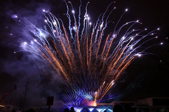 Het Nieuwjaarsvuurwerk, het was de moeite! - Lommel