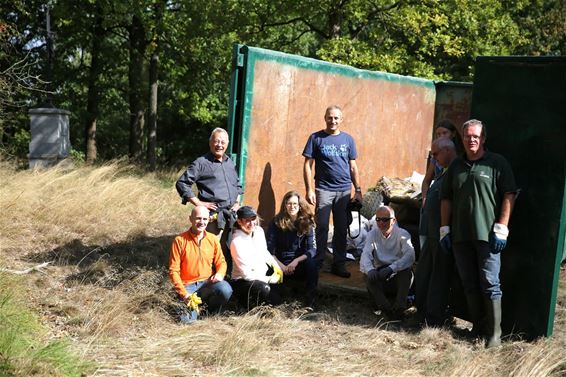 Het talud van de Noord-Zuid is weer proper... - Neerpelt