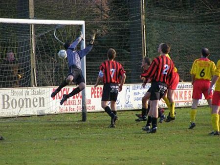 Het voetbalweekend voor de Peerse ploegen - Peer