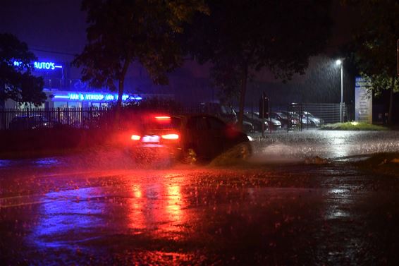 Hevig onweer boven Beringen - Beringen