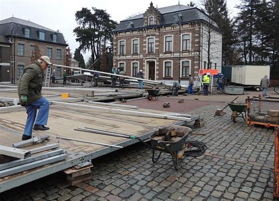 Hier komt de tent! - Neerpelt