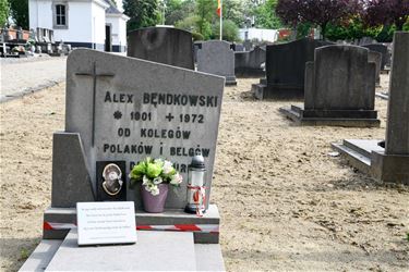'Historische graven moeten bewaard worden' - Beringen