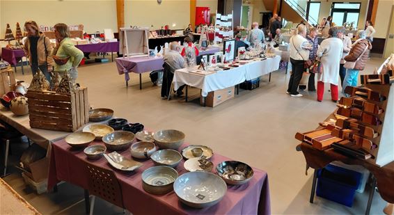 Hobbybeurs lokt heel wat creatievelingen - Peer