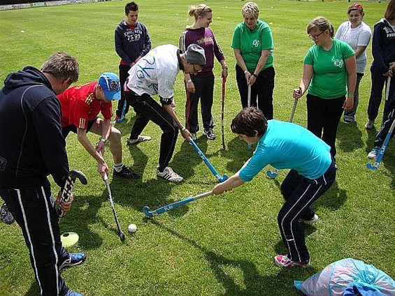 Hockey op de Fun-Athlon - Peer