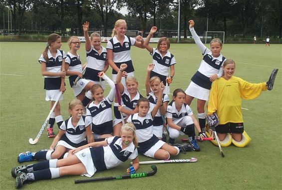 Hockey: Phoenixjeugd geeft het voorbeeld - Neerpelt