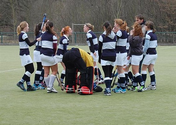 Hockeydames: goede eerste officiële match - Neerpelt