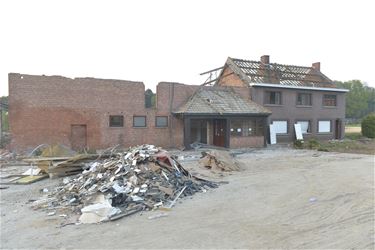 Hoeve Vanzier afgebroken - Beringen