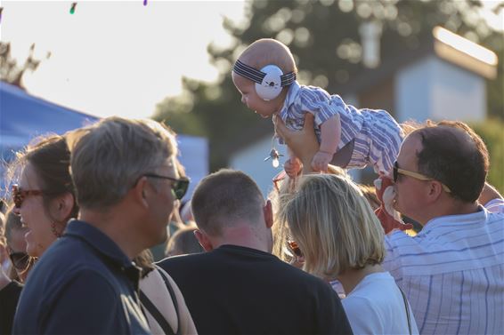 Hoeverland, minifestival of maxi verjaardagsfeest? - Lommel