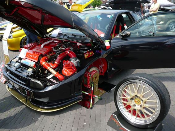 Honderden auto's op tuning-evenement - Overpelt