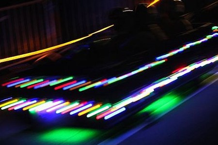 Honderden toeschouwers voor zeepkistenrace - Neerpelt