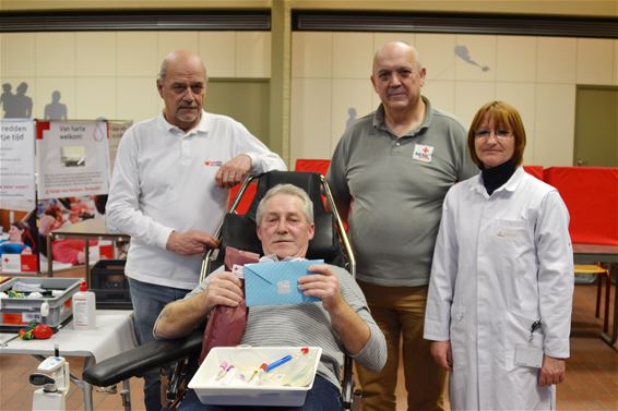 Honderdste bloedgift van Victor Luyten - Lommel