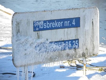 IJsbrekers op het kanaal