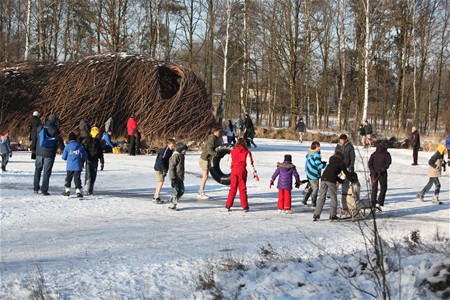 IJspret op de gemeentevijver - Overpelt