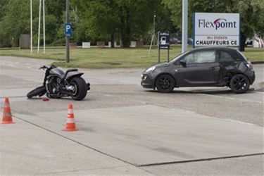 Motorrijder levensgevaarlijk gewond - Hechtel-Eksel