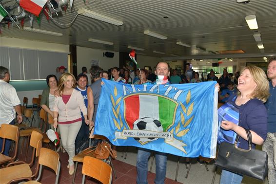 Italianen vieren een vet feestje! - Beringen