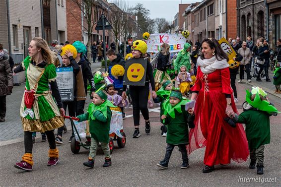 Jaak Tassetschool trekt carnavalsweek op gang - Neerpelt