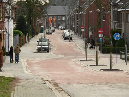 Jaak Tassetstraat heropend - Neerpelt