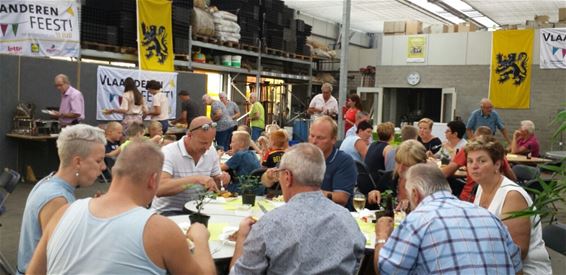 Jaarlijkse barbecue van 'De Binnenheide' - Hamont-Achel