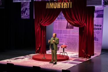 Jan Jaap omarmt het lot in Palethe - Pelt