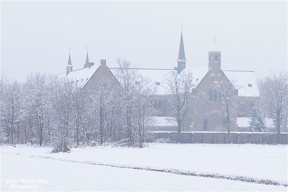 Jan Tormans koopt Achelse Kluis - Hamont-Achel