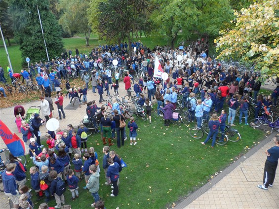 800 jongeren voor de jeugddag - Lommel