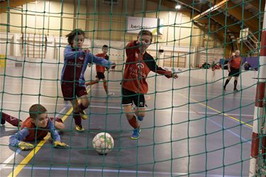 Jeugdig voetbaltalent verzamelt in Koersel - Beringen