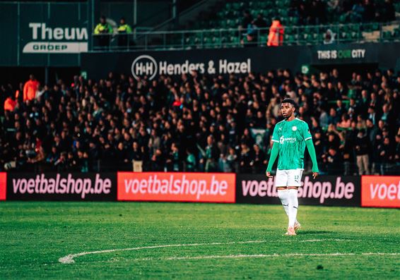 Lommel - John Montaño op huurbasis terug naar Independiente