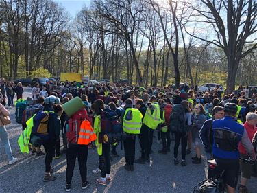 Jongeren op Loofnaaldtocht - Beringen