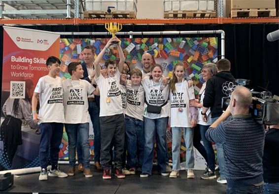 Jongeren Spectrumcollege winnen First Lego League - Beringen