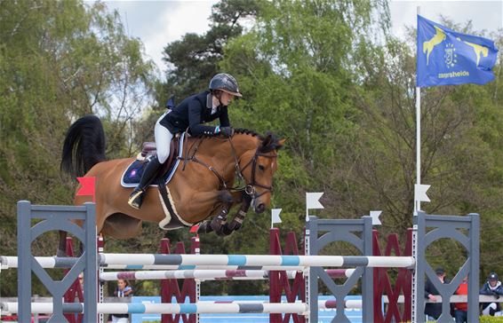 Jumping: Romy Morssinkhof 2de in Lanaken - Lommel