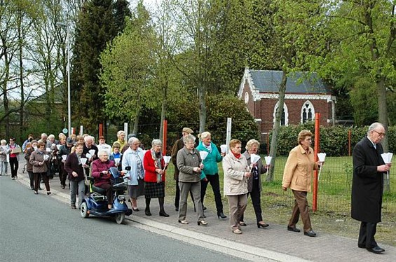 Kaarskensprocessie in Lille - Neerpelt