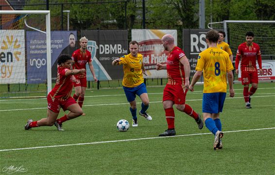 Kabouters Opglabbeek B onderuit bij Kadijk SK B - Oudsbergen