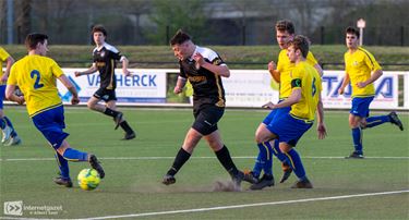 Kadijk SK reserven verliezen van Bocholt - Pelt