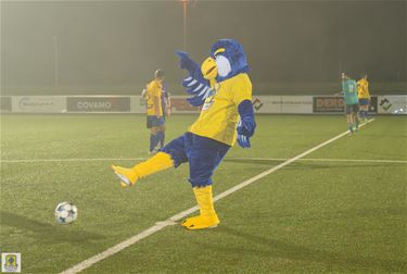 Kadijk SK wint doelpuntenfestijn - Pelt